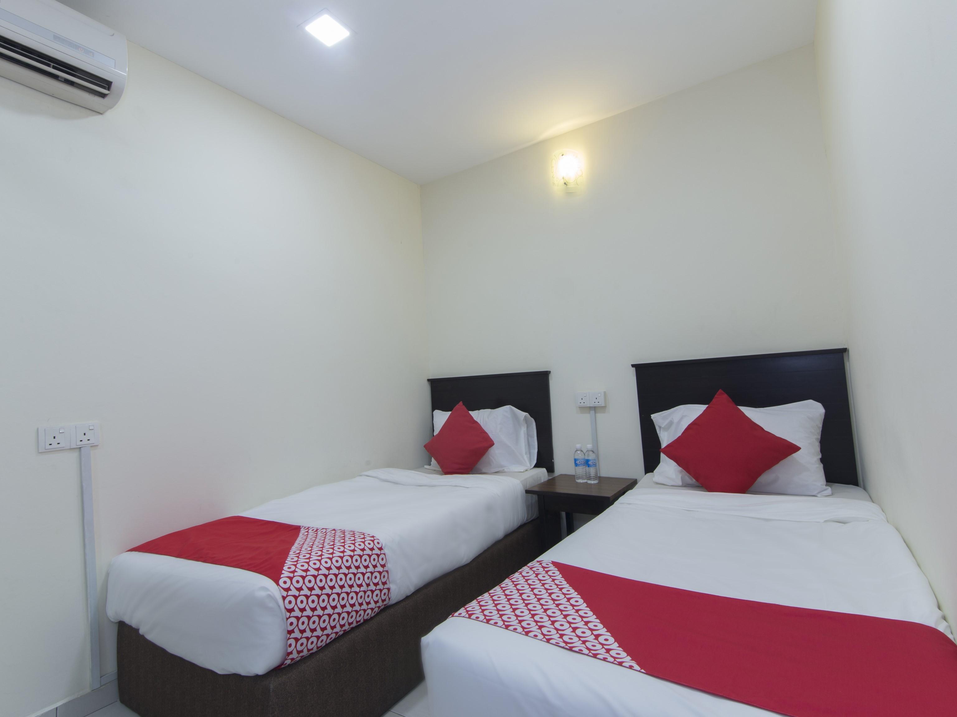 Oyo 91130 Hotel 91 Bukit Mewah カジャン エクステリア 写真