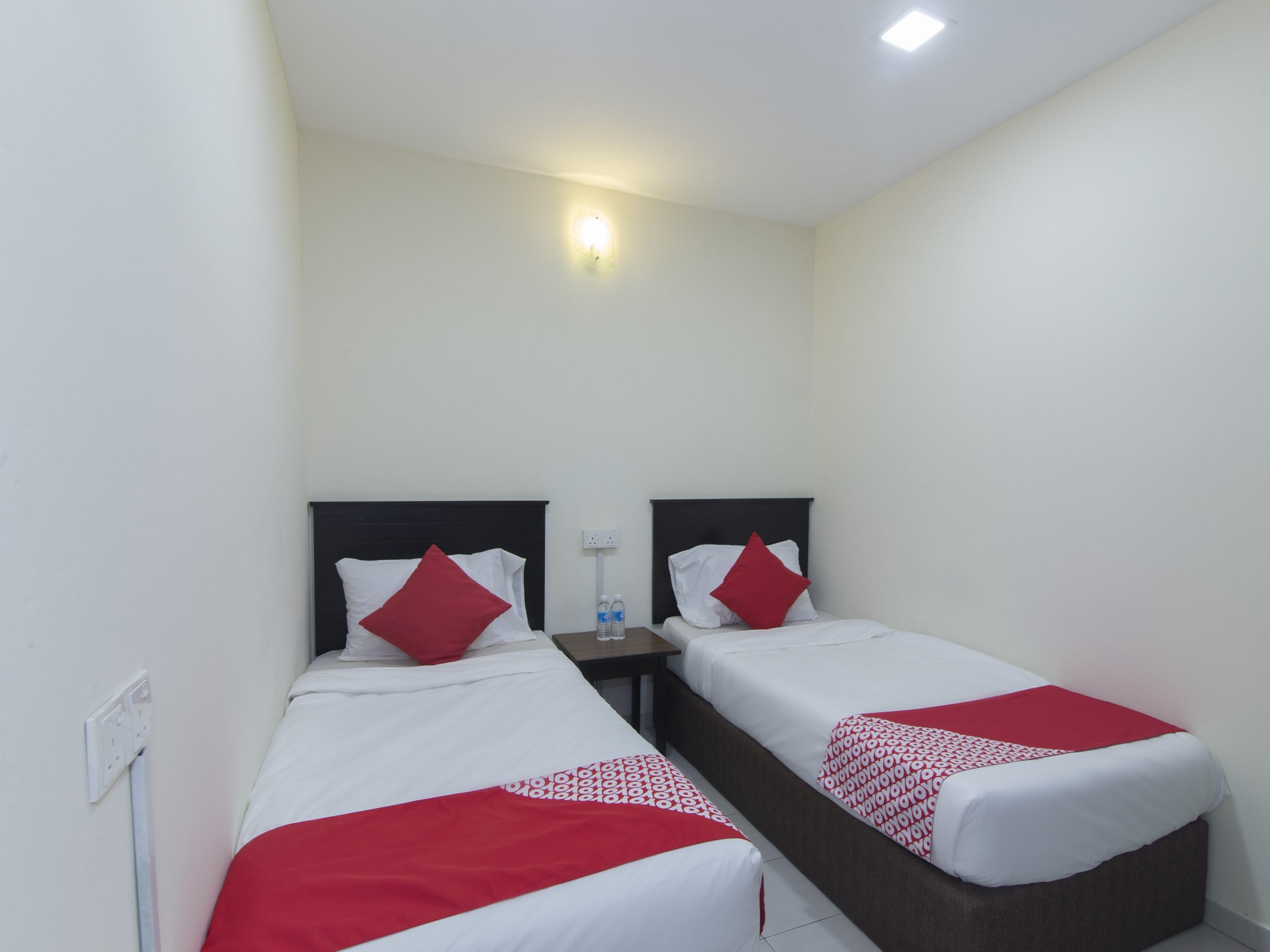 Oyo 91130 Hotel 91 Bukit Mewah カジャン エクステリア 写真