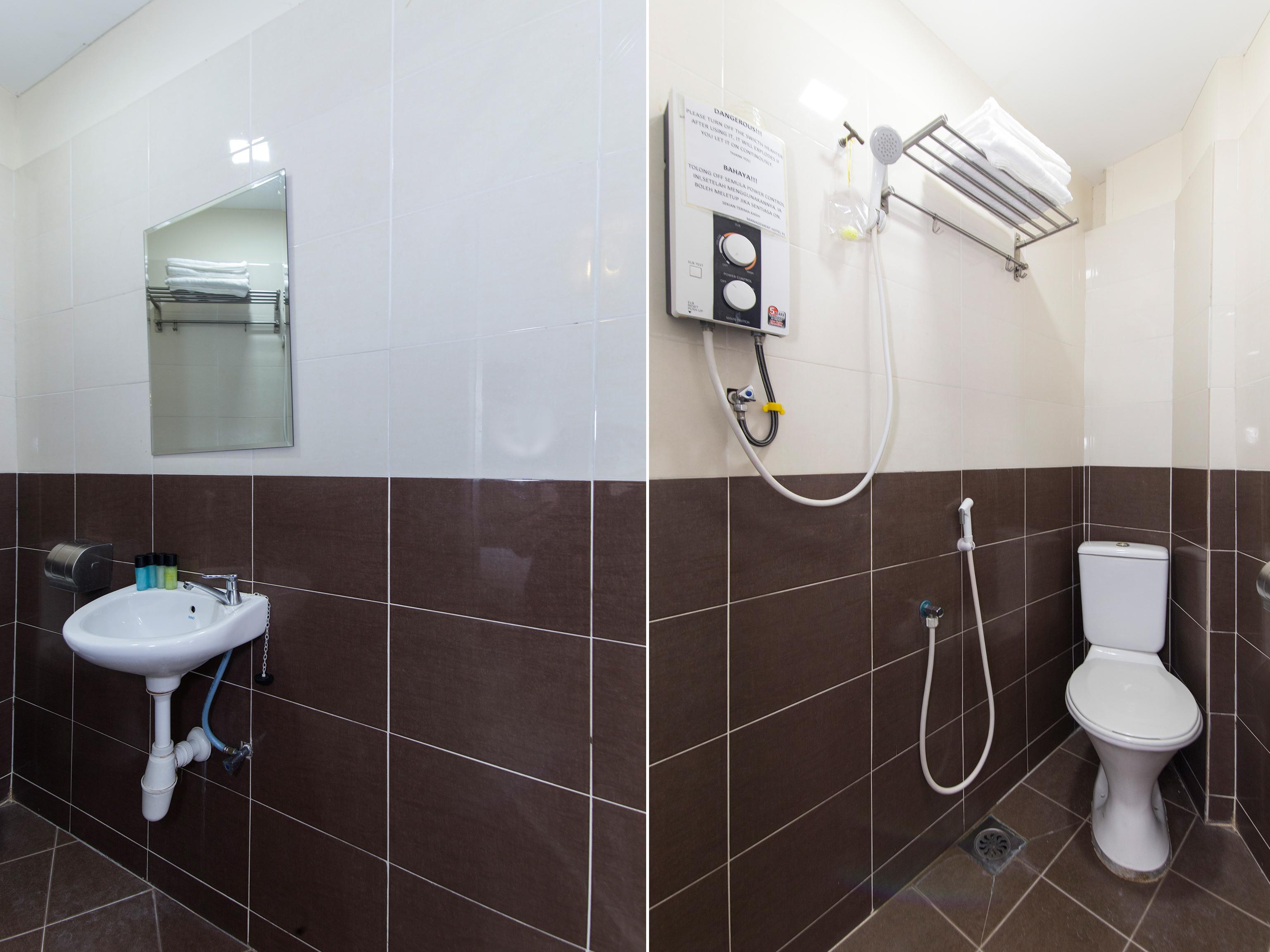 Oyo 91130 Hotel 91 Bukit Mewah カジャン エクステリア 写真