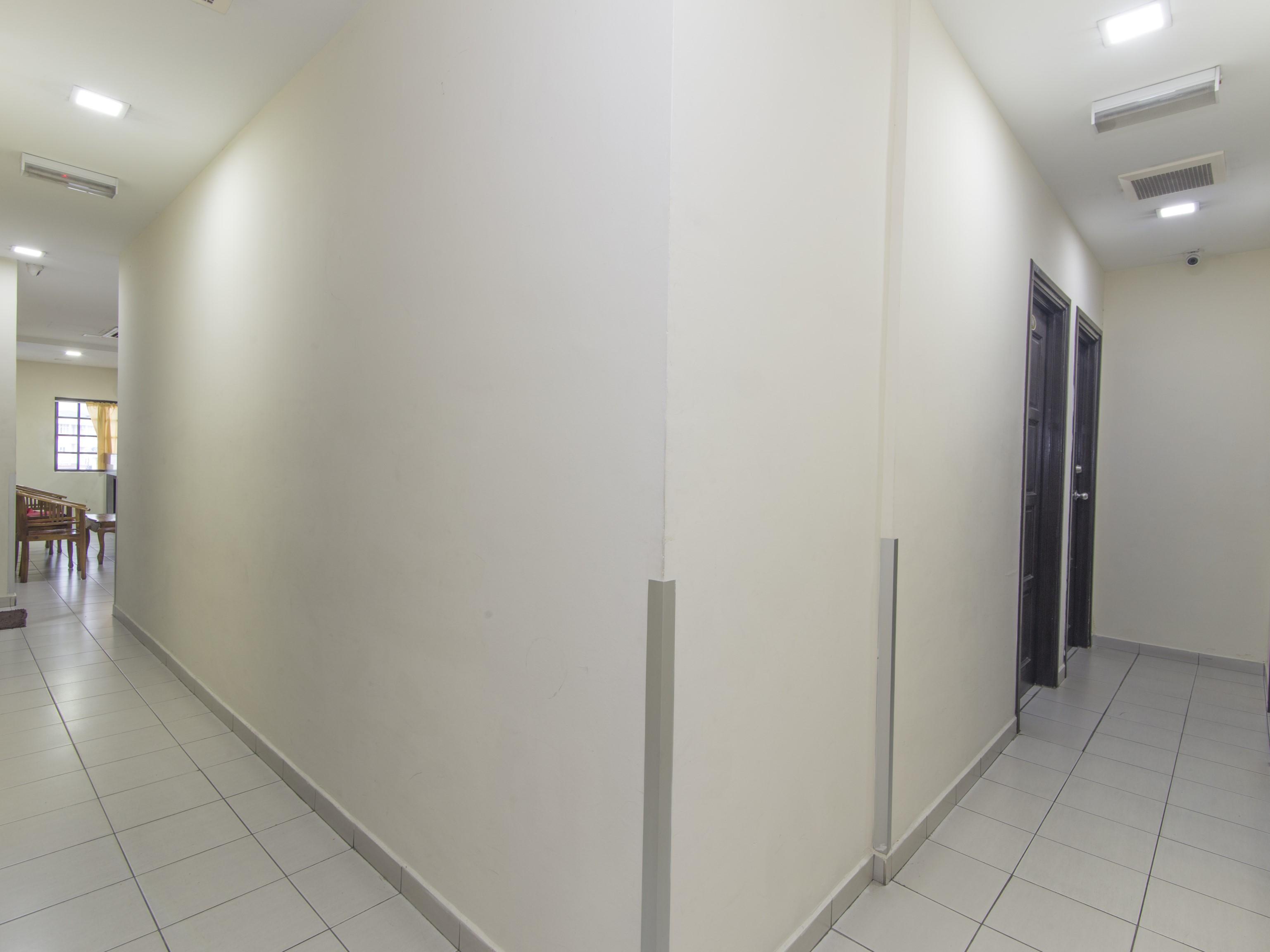 Oyo 91130 Hotel 91 Bukit Mewah カジャン エクステリア 写真