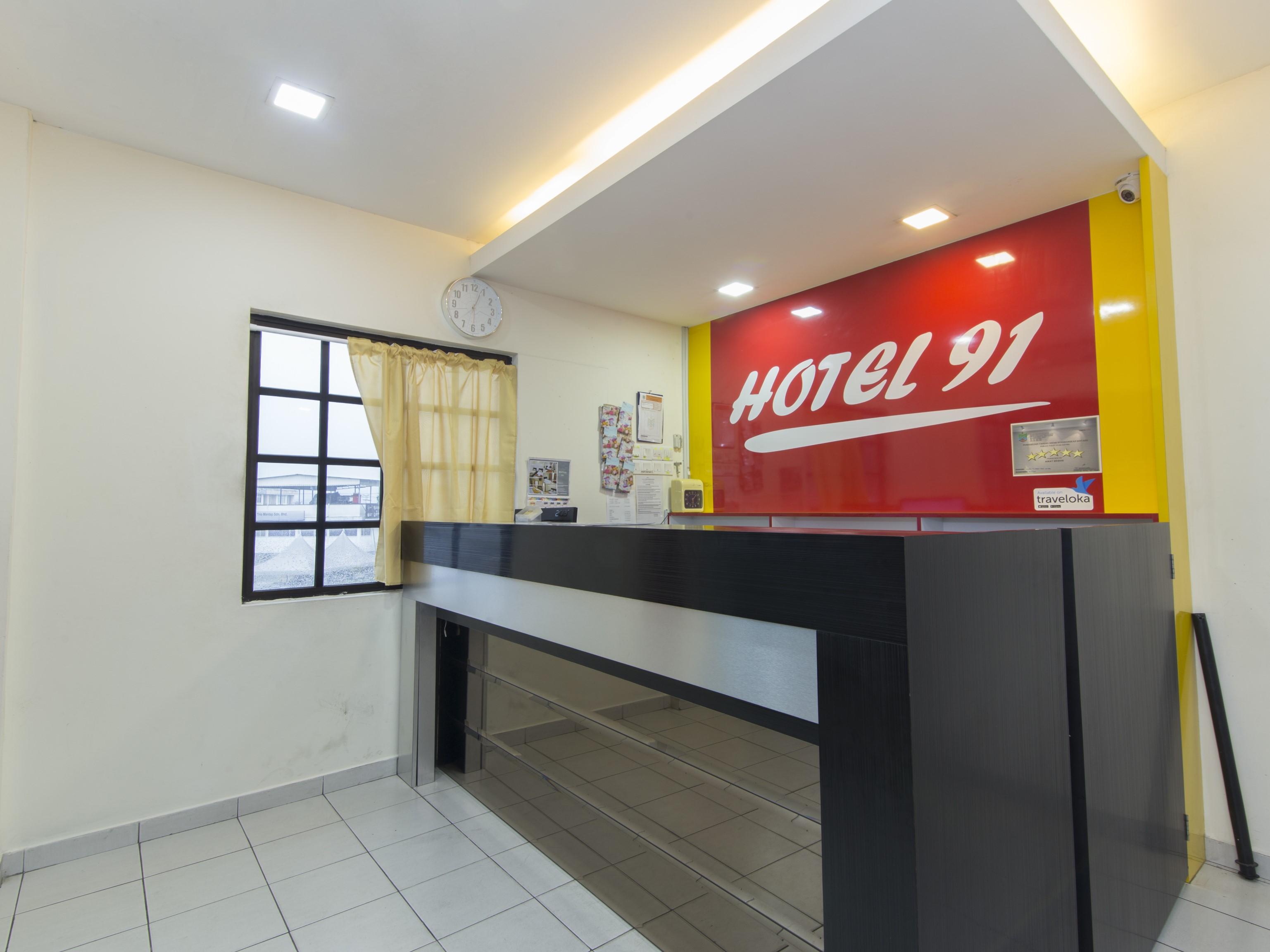 Oyo 91130 Hotel 91 Bukit Mewah カジャン エクステリア 写真
