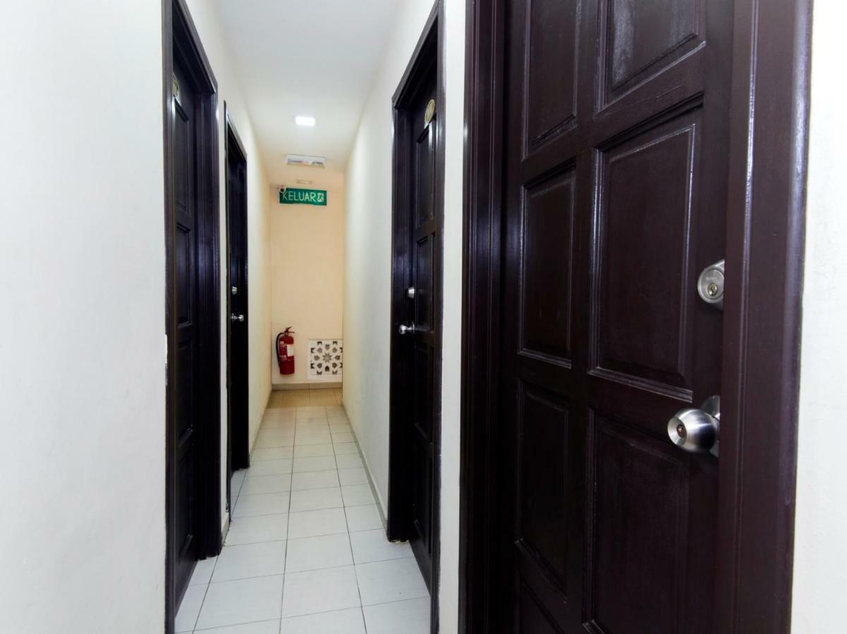 Oyo 91130 Hotel 91 Bukit Mewah カジャン エクステリア 写真
